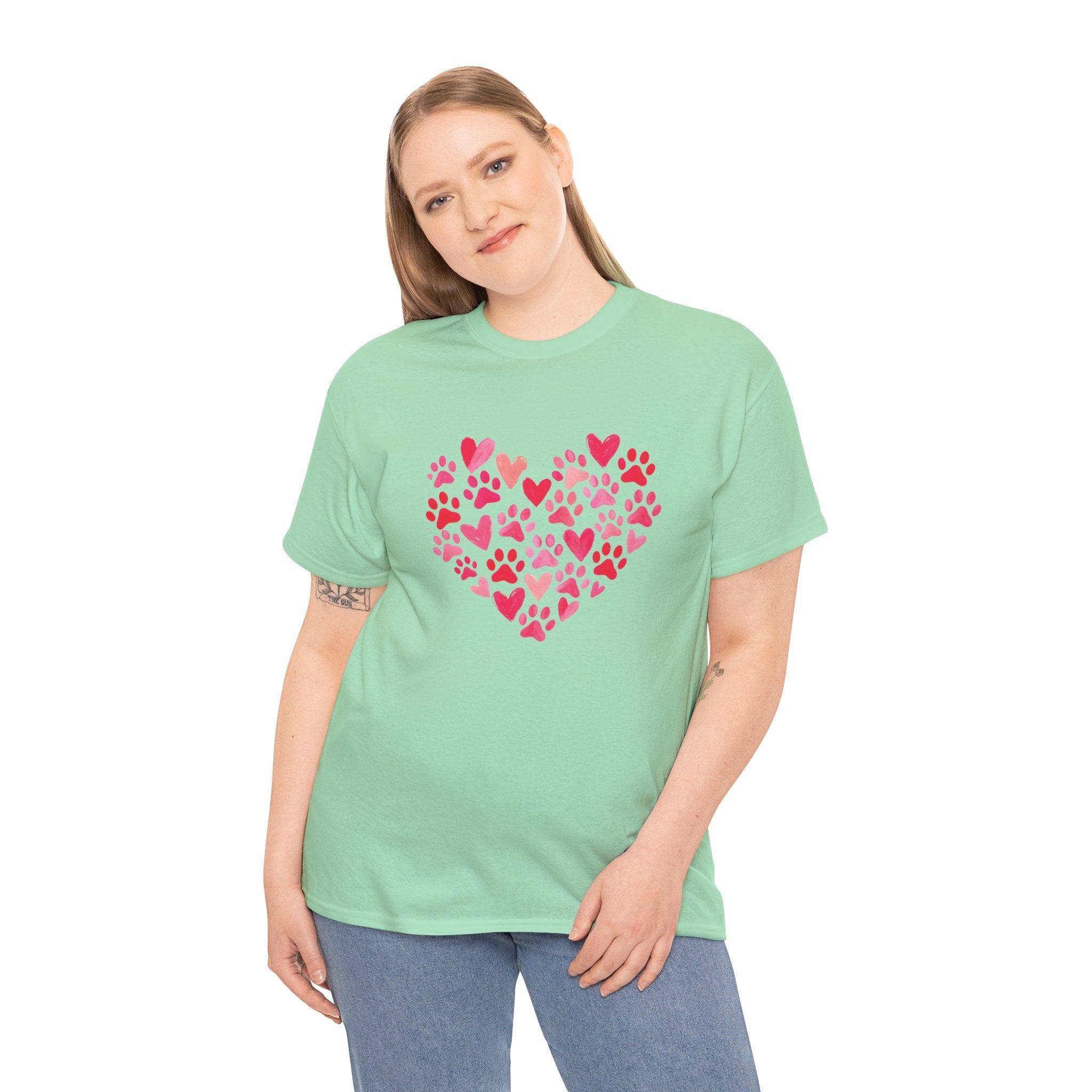 Pawprint Heart Tee for Pet Lovers – Sweet Valentine’s Gift for Dog & Cat Parents